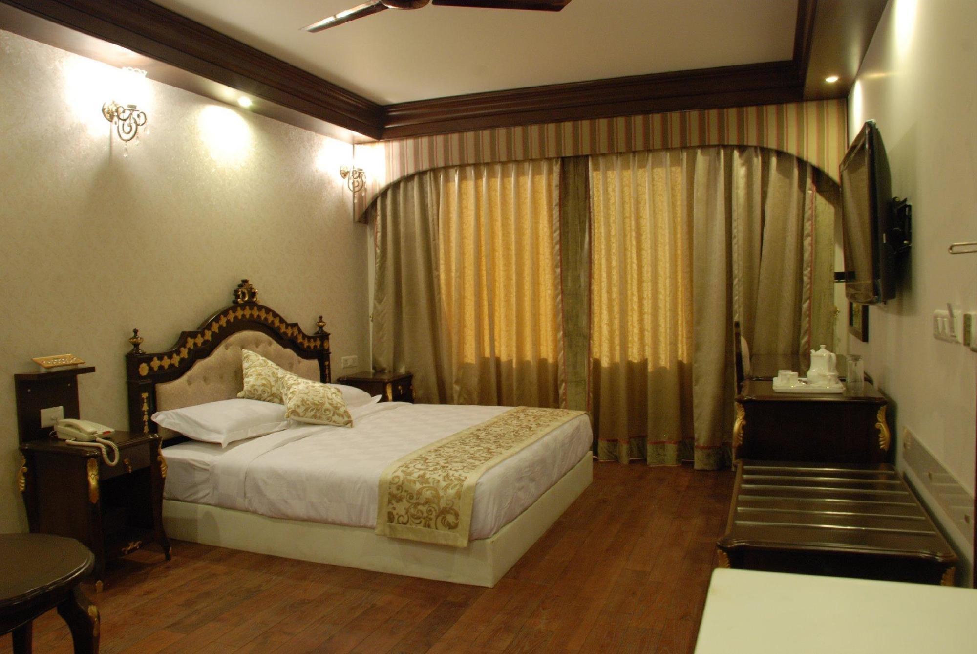 Hotel Treebo Tryst Royce New Friends Colony Nowe Delhi Zewnętrze zdjęcie